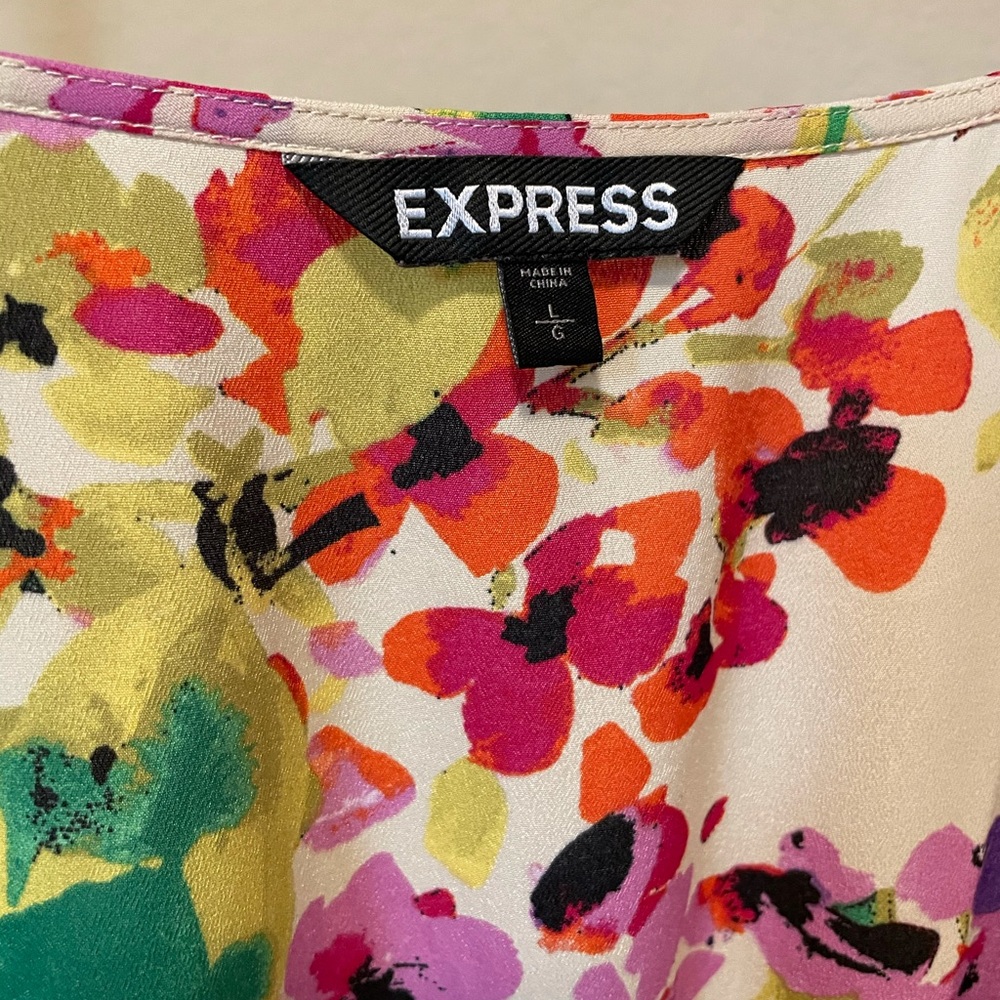 Express Ruffled Neck Floral Dress - Picture 3 of 3